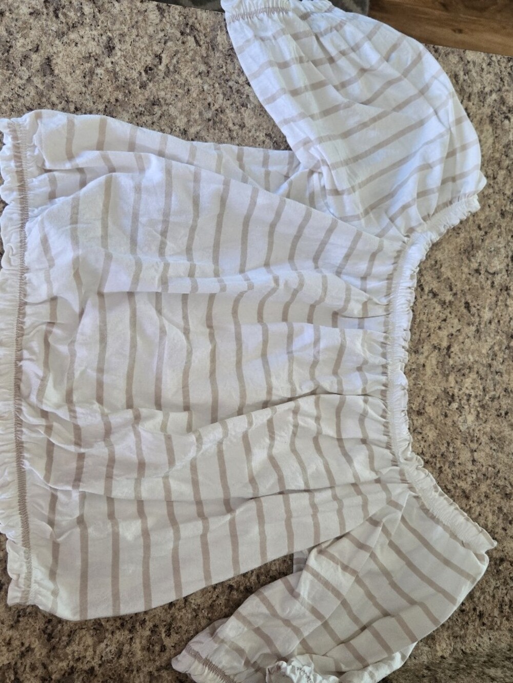 EUC, EXPRESS STRIPED ELASTIC CROP TOP, SIZE LARGE